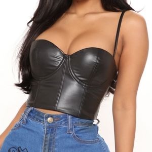 FASHION NOVA - Spot A Faux Leather Corset